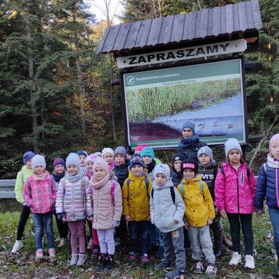 Obraz przedstawiający Wycieczka do lasu - spotkanie z leśnikiem