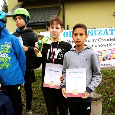 Obraz przedstawiający Sukces uczniów ze Szkoły Podstwowej w Piekiełku