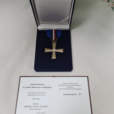 Obraz przedstawiający Medale dla Opiekunów Miejsc Pamięci Narodowej