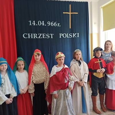 Obraz przedstawiający Święto Chrztu Polski w Podłopieniu